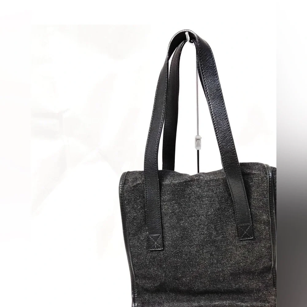 Dolce & Gabbana Black Hand Bag